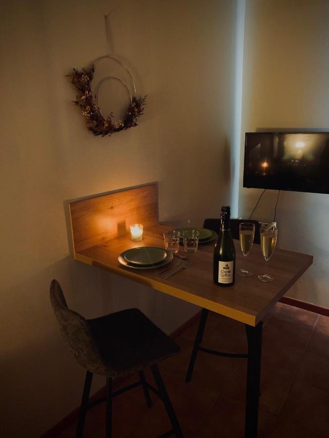Logement, Plein Centre Du Village De Verzy 外观 照片